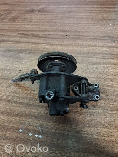 Audi 80 90 S2 B4 Ohjaustehostimen pumppu 034145159H