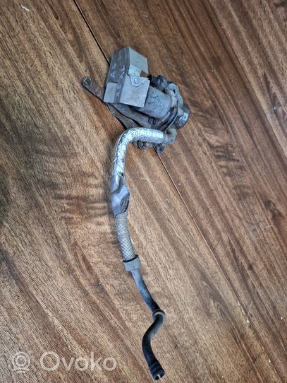 Audi A3 S3 8L Unterdruckpumpe Vakuumpumpe 1J0612181B