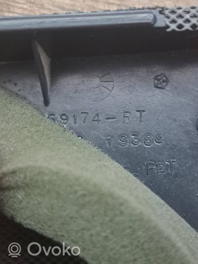 Chrysler Voyager Grille de garniture d’enceinte pour tablette arrière 9174RT