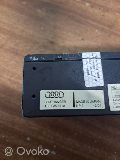 Audi A8 S8 D2 4D CD/DVD changer 4B0035111A