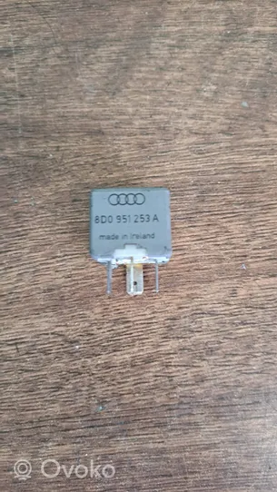 Audi A6 S6 C4 4A Other relay 8D0951253A