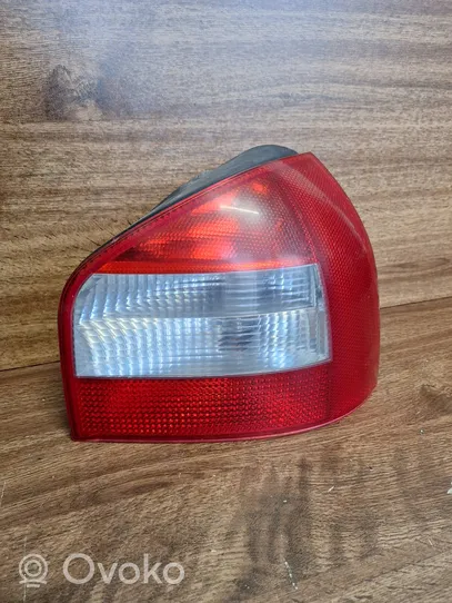 Audi A3 S3 8L Lampy tylne / Komplet 