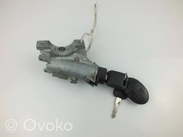 Audi A4 S4 B5 8D Užvedimo spynelės kontaktai 4D0905851