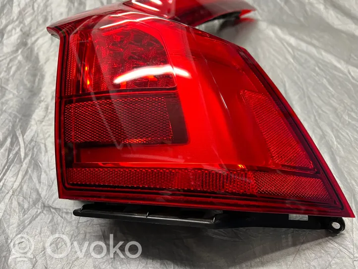 Volvo V90 Cross Country Luci posteriori 32228011