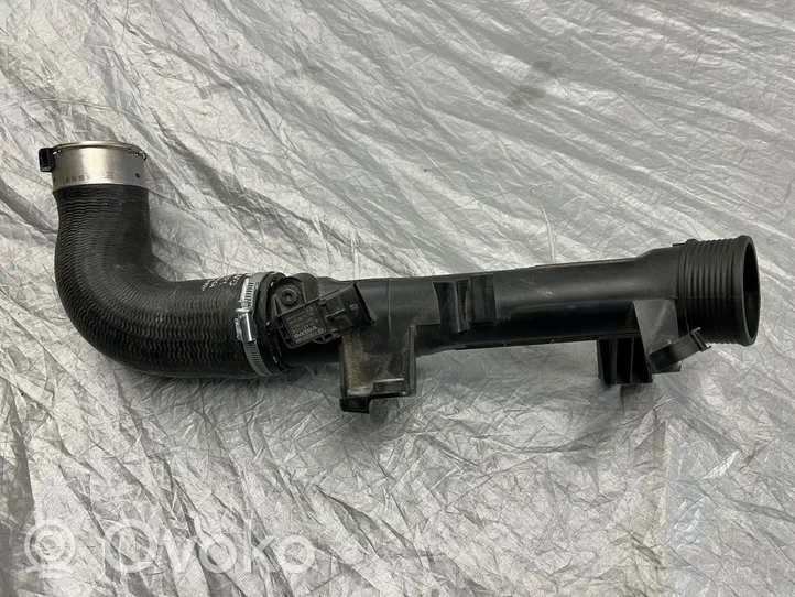 Volvo S60 Tube d'admission de tuyau de refroidisseur intermédiaire 31686412