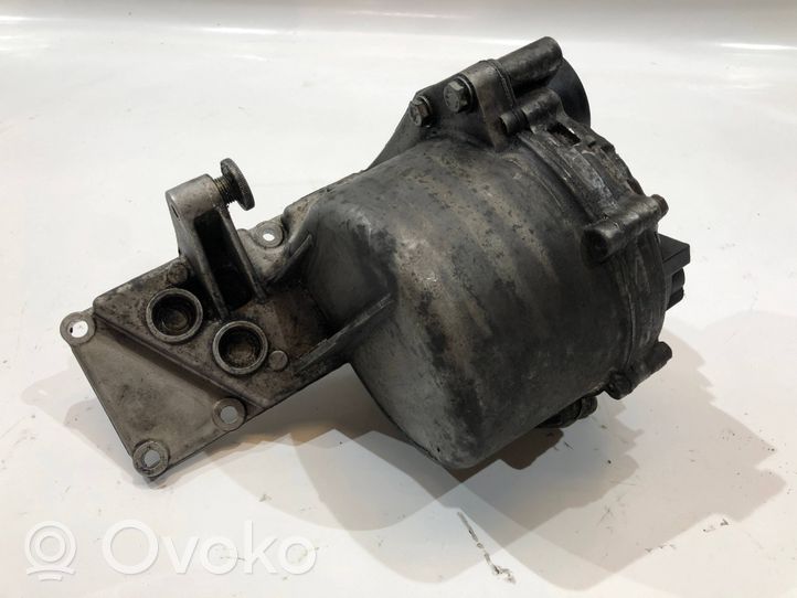 BMW 7 E65 E66 Supporto del generatore/alternatore 