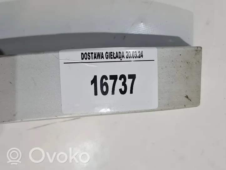 Volkswagen Touareg III Rivestimento passaruota posteriore 760853817C