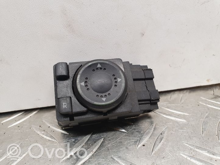 Volkswagen PASSAT B5.5 Wing mirror switch 3B1959565