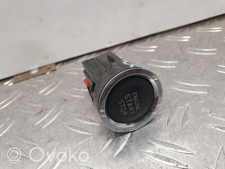 Toyota Auris 150 Interruttore a pulsante start e stop motore 2005DJ0924