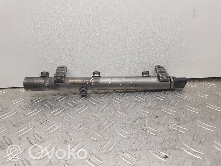 Mercedes-Benz CLS C219 Listwa wtryskowa A6420702595