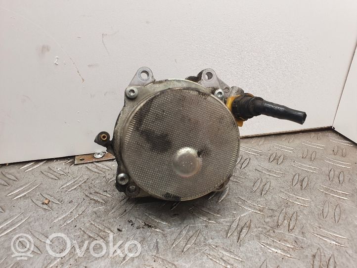 Opel Zafira C Pompe à vide 55205446