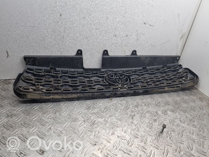 Toyota RAV 4 (XA20) Griglia superiore del radiatore paraurti anteriore 0842342130