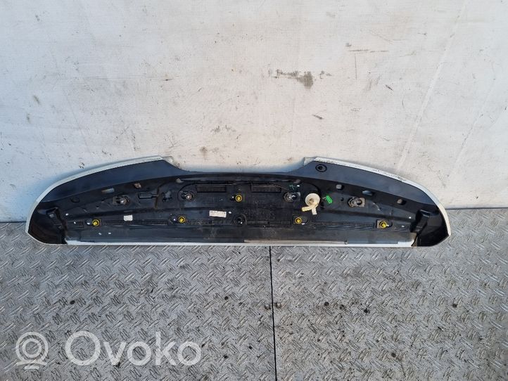 Volvo V60 Spojler klapy tylnej / bagażnika 31253209