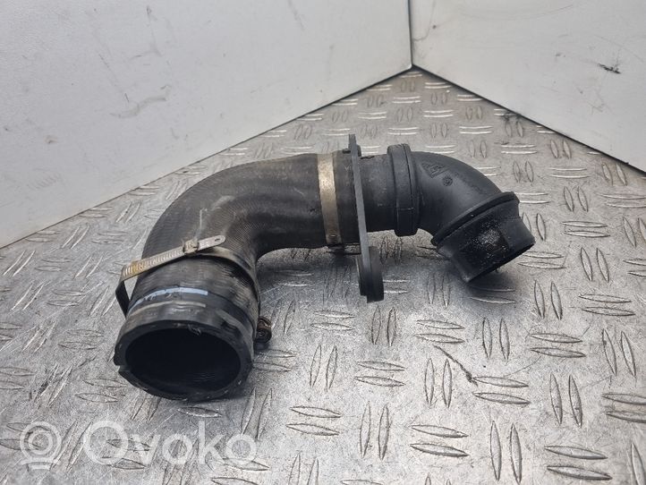 Alfa Romeo Giulietta Tubo flessibile intercooler P10427