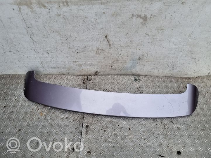 Mitsubishi Grandis Spoileris galinio dangčio MN129304