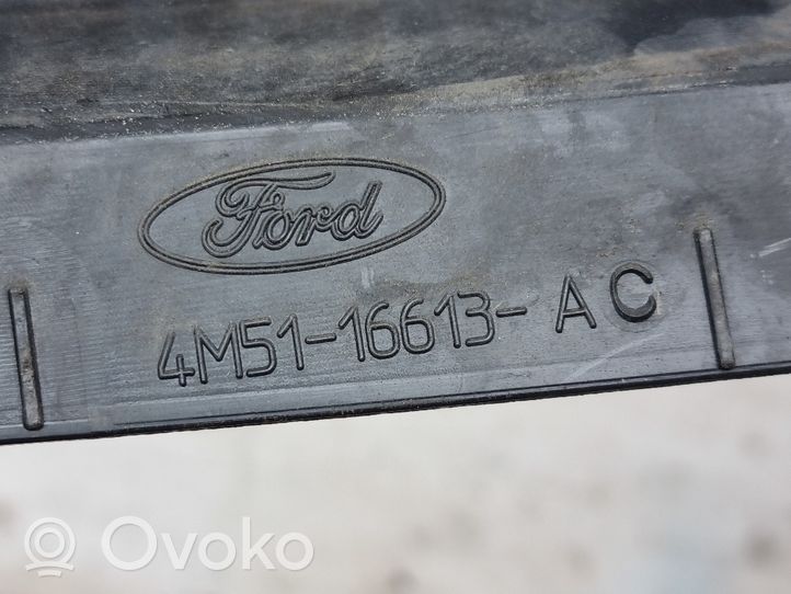 Ford Focus Apdaila variklio dangčio spynos 4M5116613AC