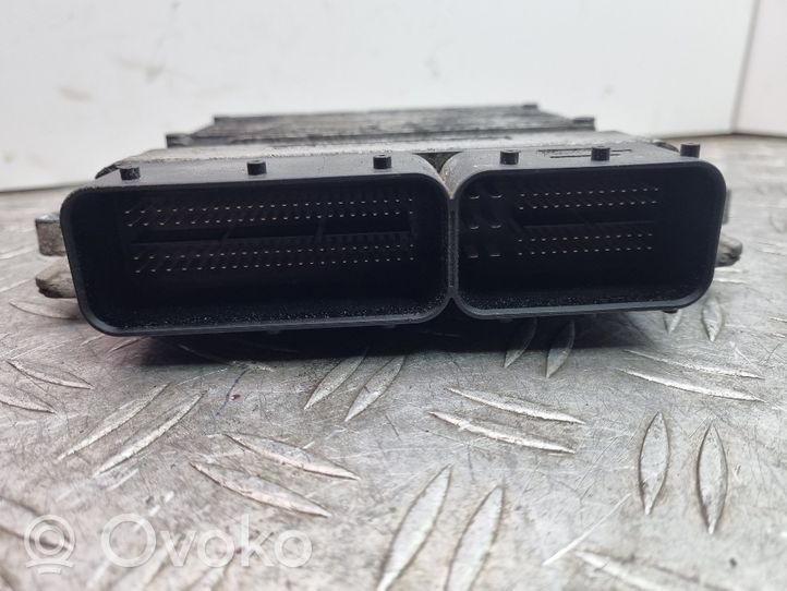 Dodge Journey Sterownik / Moduł ECU 05187260AD