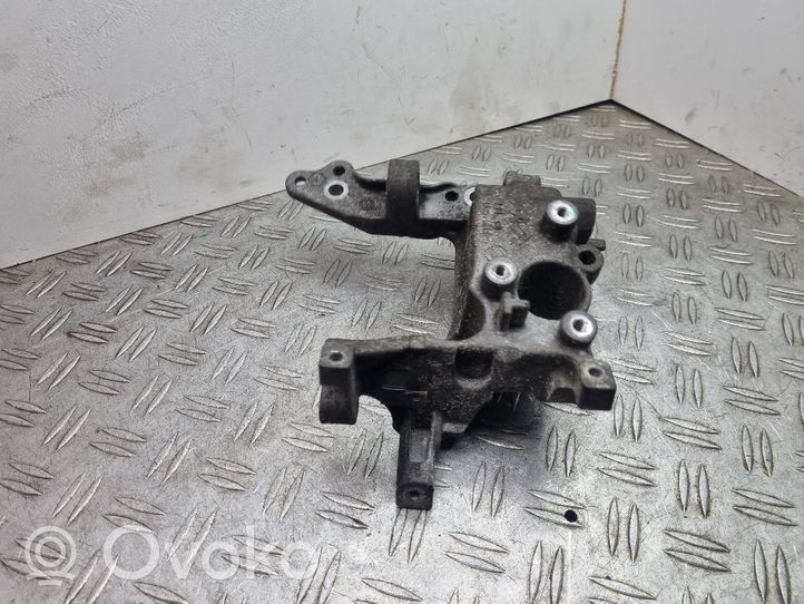 Citroen C4 Cactus Support, suspension du moteur 9804121180