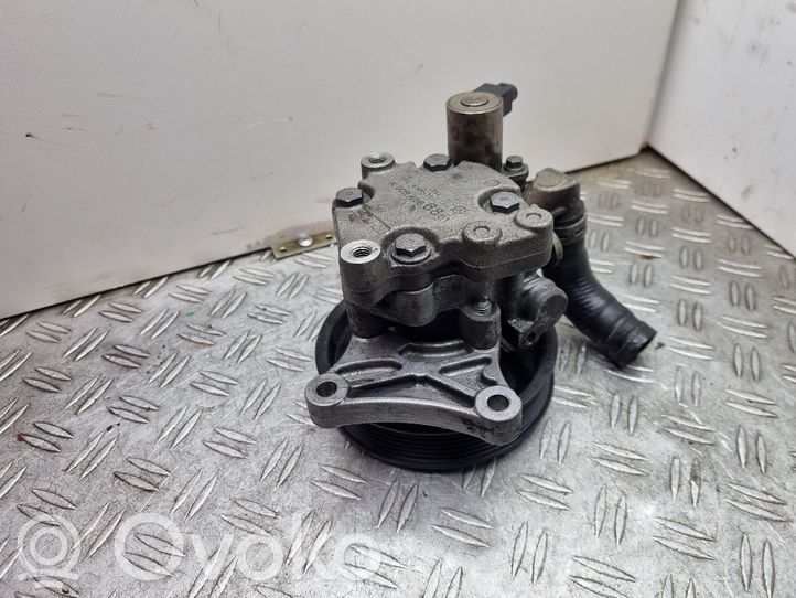 DLT26833 MercedesBenz C W204 Power steering pump A0064666801