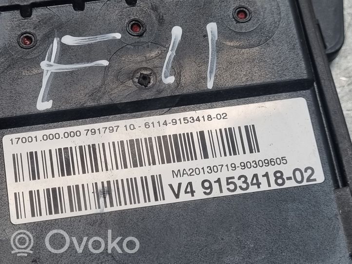 BMW 5 F10 F11 Przekaźnik sterujący prądem 9153418