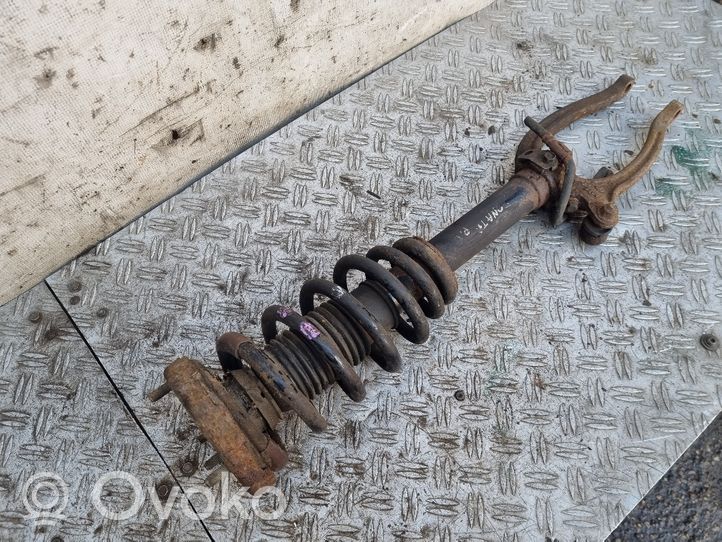 Hyundai Sonata Front shock absorber with coil spring 546113K130