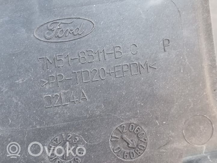 Ford Focus Välijäähdyttimen ilmanohjauksen ilmakanava 7M518311BC