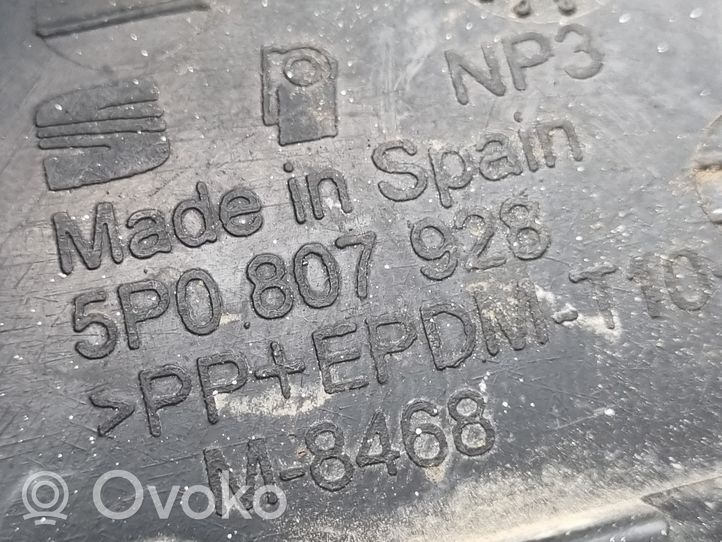 Seat Altea Zaślepka haka holowniczego zderzaka tylnego 5P0807928