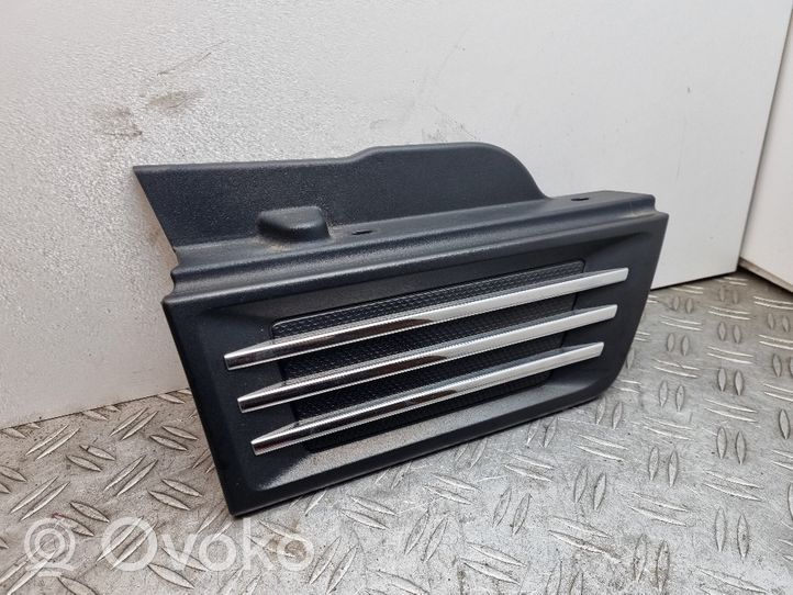 Dodge Nitro Grille d'aile 55157164AC