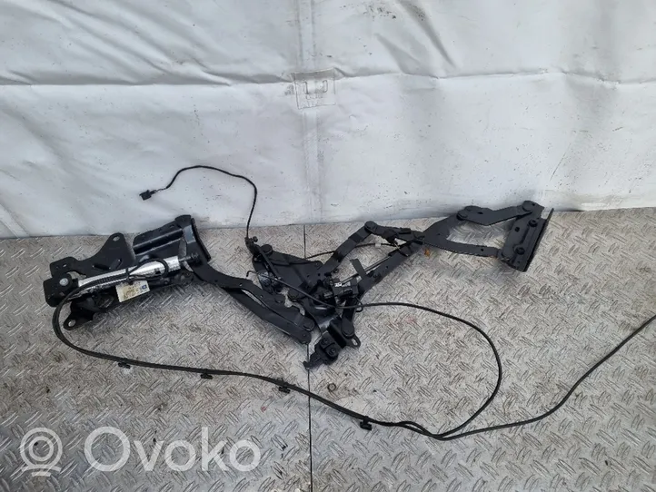 Opel Astra H Zawias klapy tylnej bagażnika 13247433