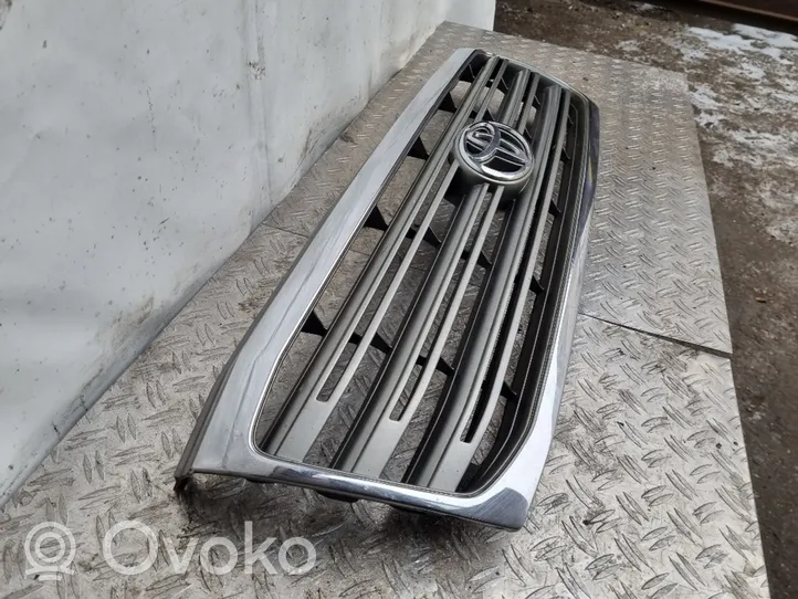 Toyota Land Cruiser (J100) Maskownica / Grill / Atrapa górna chłodnicy 5310160260