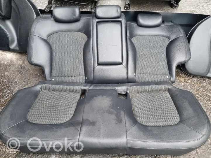 Hyundai ix35 Seat and door cards trim set 