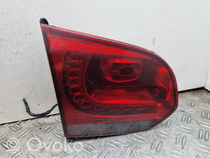 Volkswagen Golf VI Tailgate rear/tail lights 174203