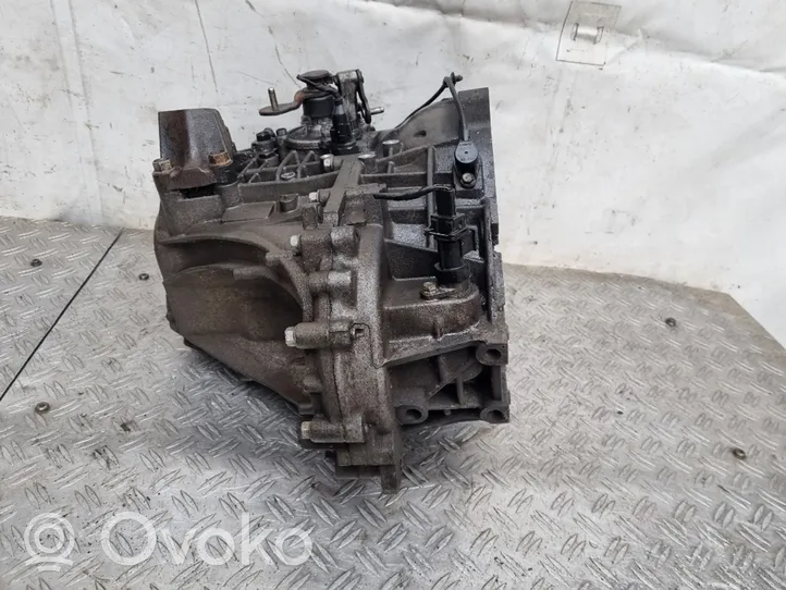 Hyundai ix35 Mechaninė 5 pavarų dėžė 4311132300