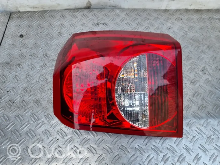 Dodge Caliber Galinis žibintas kėbule 05303752AF