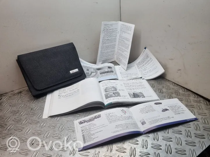 Audi A4 S4 B8 8K Owners service history hand book 