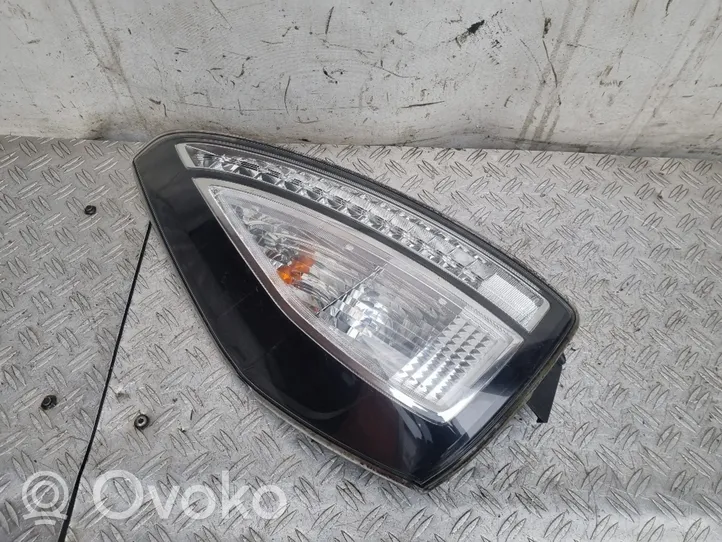 Mazda 5 Lampa tylna C31751160