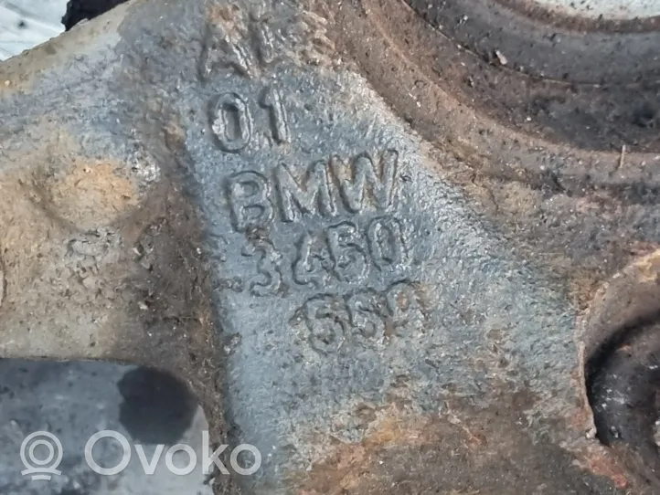 BMW X3 E83 Moyeu de roue avant 3450559