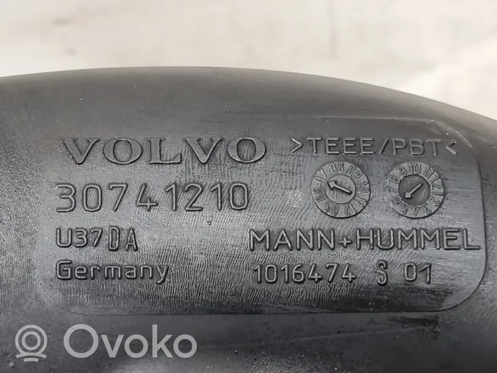 Volvo C70 Tube d'admission de tuyau de refroidisseur intermédiaire 30741210