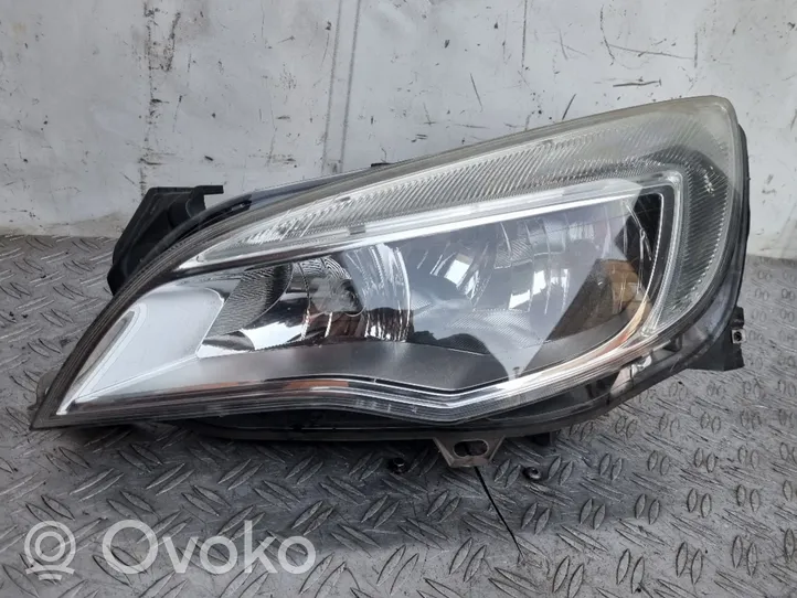 Opel Astra J Lampa przednia 13253656