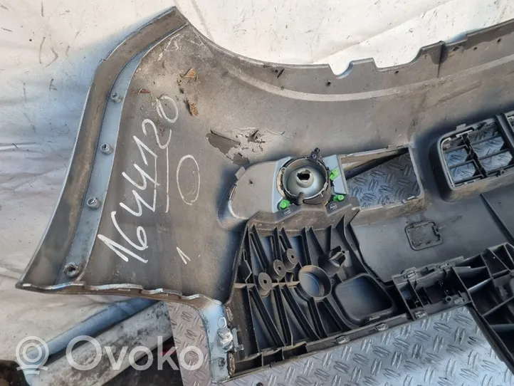 Audi A4 S4 B6 8E 8H Zderzak przedni 8H0807437