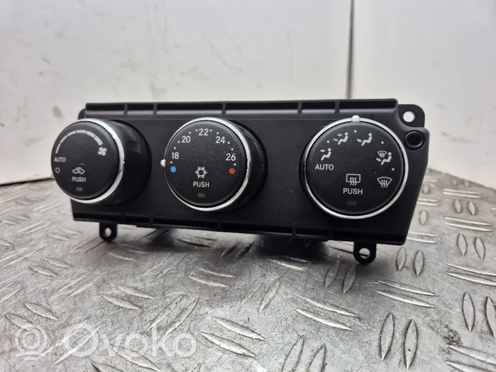 Dodge Nitro Oro kondicionieriaus/ klimato/ pečiuko valdymo blokas (salone) P55111846AE
