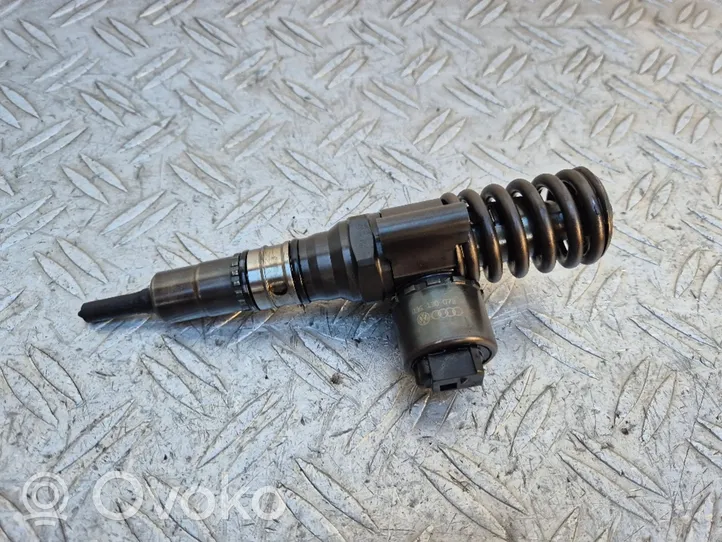 Dodge Caliber Injecteur de carburant 03G130073G