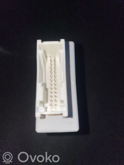 37146770411 BMW 5 E60 E61 Air suspension control unit module (rear  