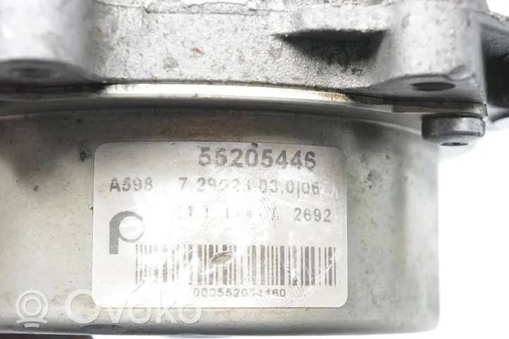 Opel Astra J Pompa a vuoto 55205446