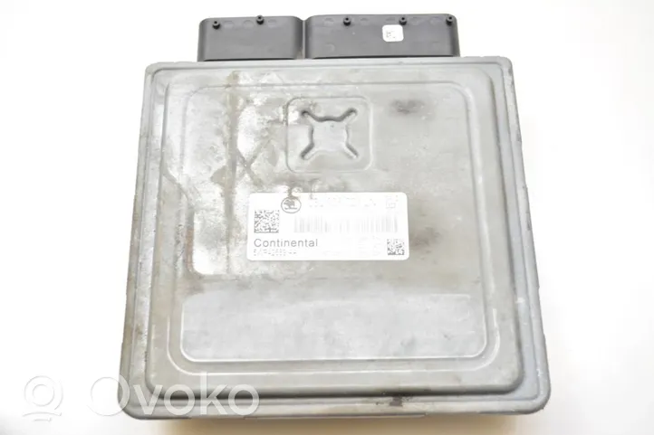 Skoda Rapid (NH) Calculateur moteur ECU 03L906023LN