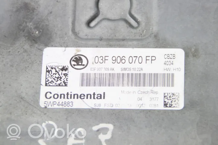 Skoda Rapid (NH) Calculateur moteur ECU 03F906070FP