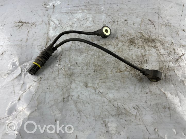 BMW 7 E38 Detonation knock sensor 1703276