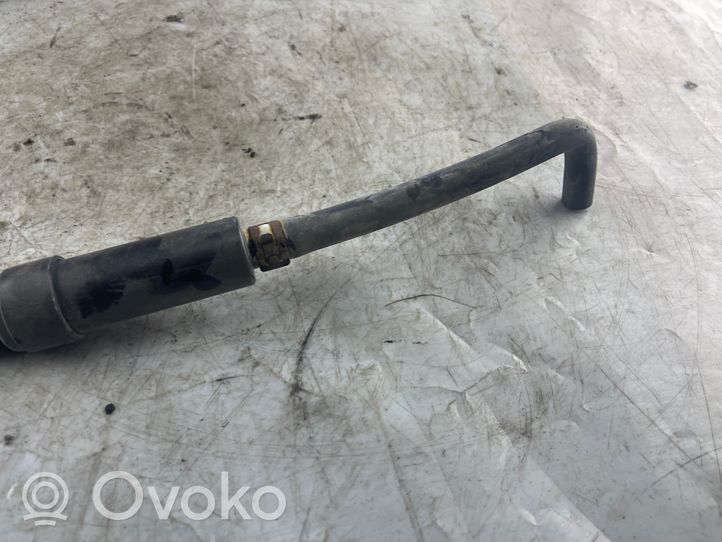 Audi A8 S8 D3 4E Tubo flessibile di aspirazione del compressore ad aria dello pneumatico 4E0616860