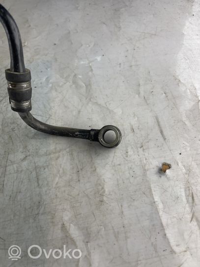 Opel Vectra C Fuel line pipe 