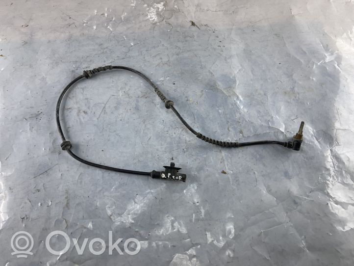 Opel Corsa D Czujnik prędkości obrotowej koła ABS 0205008089